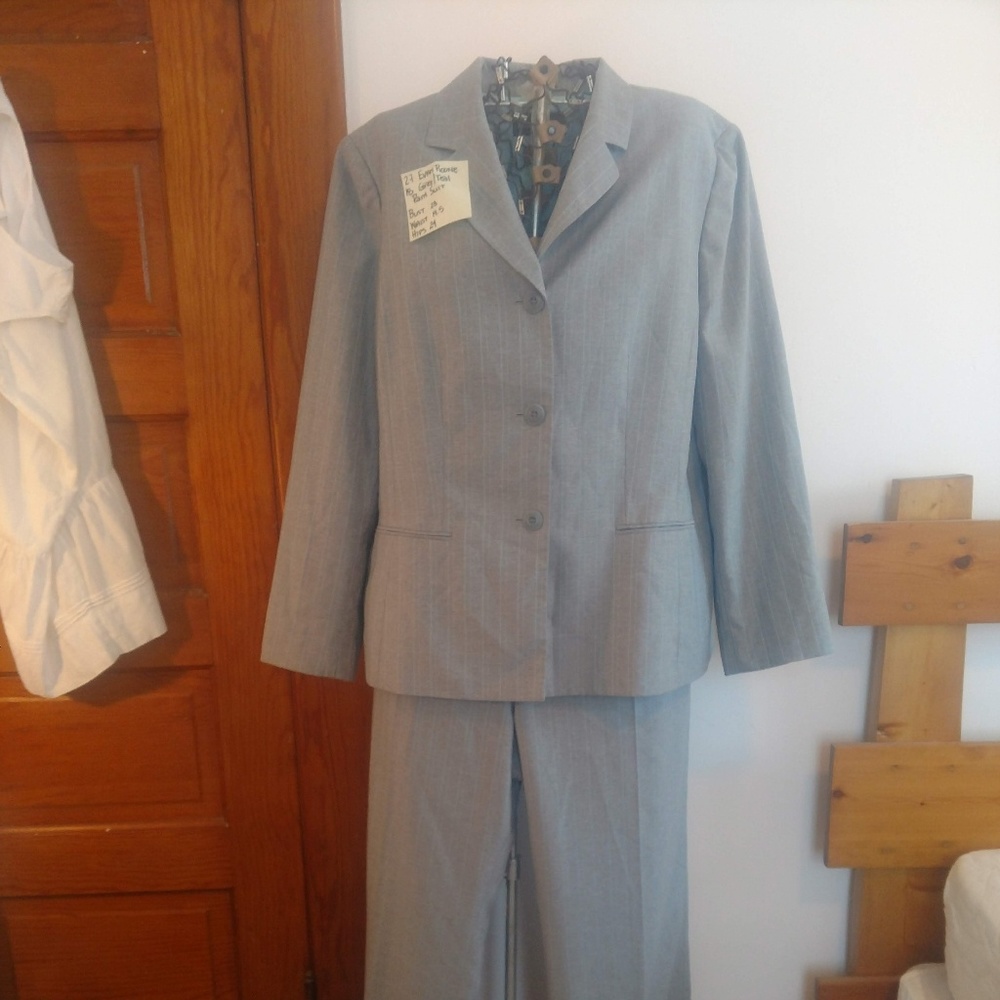 Evan Picone pant suit